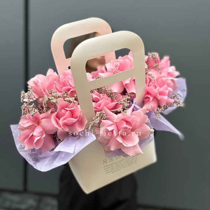 Сумочка розовых роз "Плинки" в Владимире