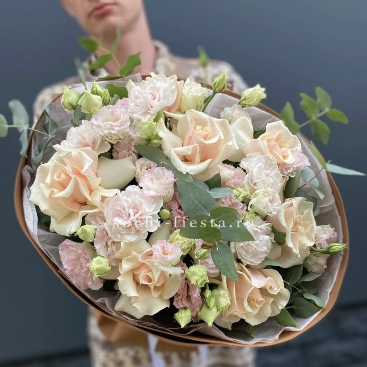  Букет кремовых роз "Мокко" в Владимире