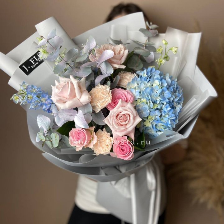 Букет с гортензией № 4 в Владимире