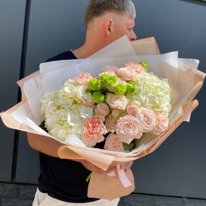 Авторский букет "Нежный крем" в Владимире