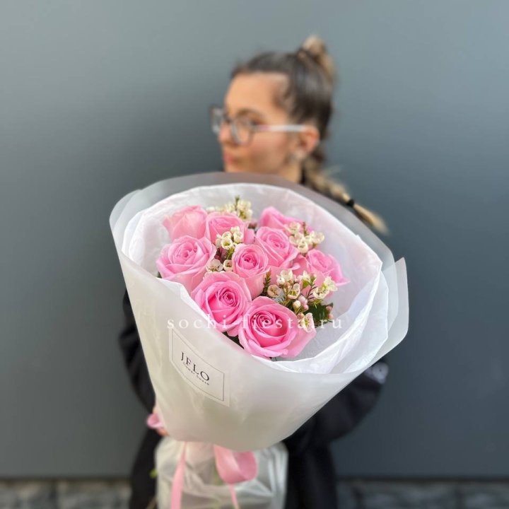 Букет розовых роз  в Владимире