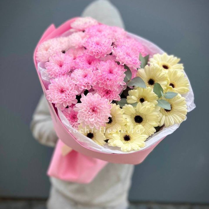 Дуо хризантем и гербер в Владимире