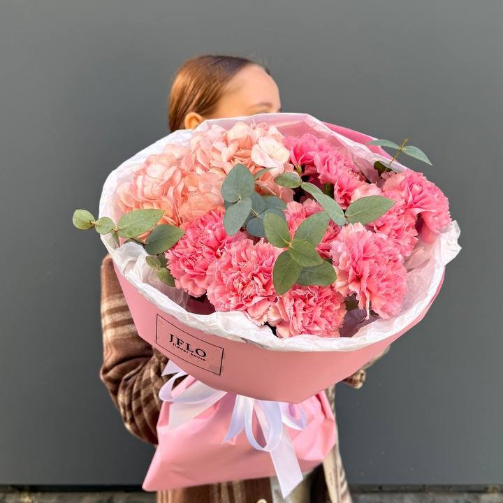 Дуо диантусы и гортензия в Владимире