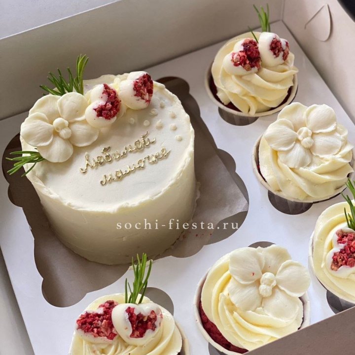 Капкейки и бенто-торт "Мамочке" в Владимире