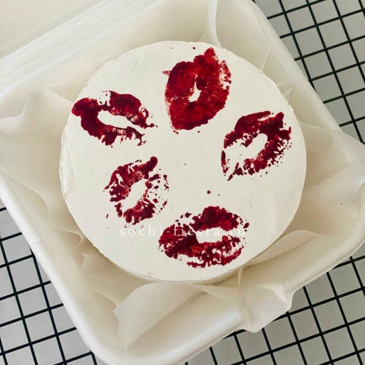 Бенто-торт "Поцелуй" в Владимире