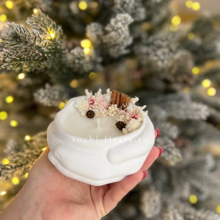 Свеча ароматическая в гипсе Руки с корицей в Владимире