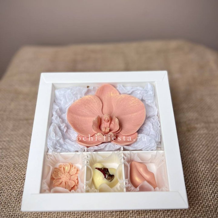 Конфеты из шоколада с Орхидеей в Владимире