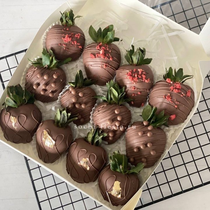 Клубника в шоколаде 12 ягод в Владимире