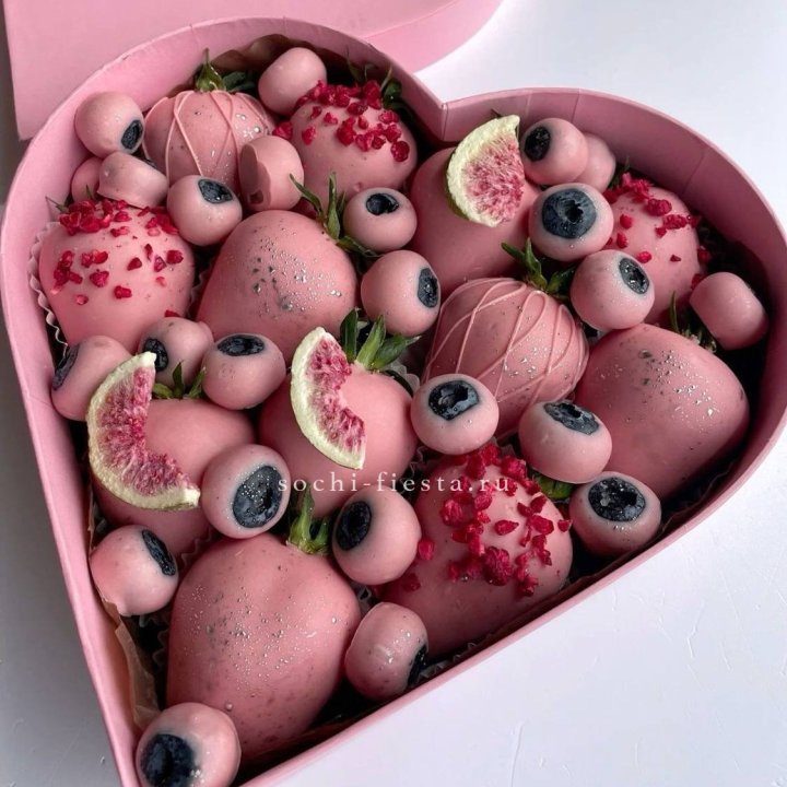 Клубника в шоколаде Сердце в Владимире