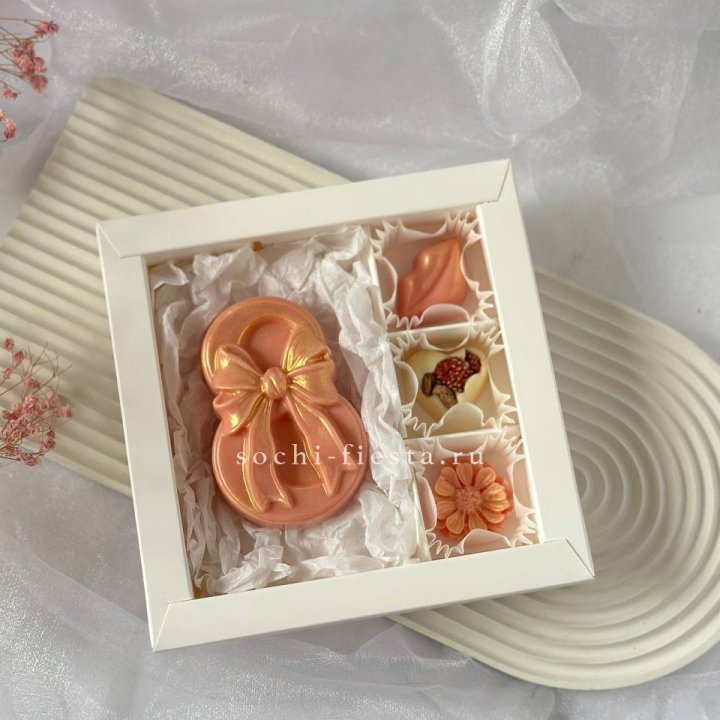 Конфеты из шоколада 8 Марта в Владимире