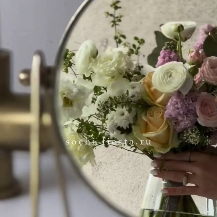 Цветочная подписка "Пакет средний" в Владимире