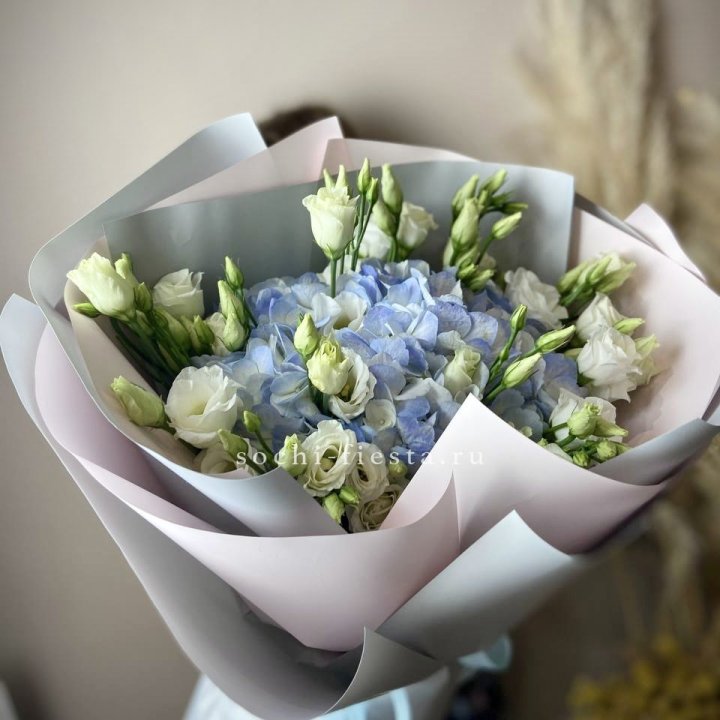 Букет с гортензией "Адель" в Владимире