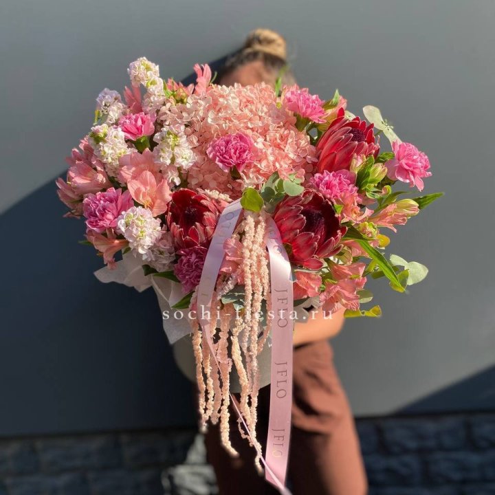 Коробка с цветами "Камикадзе" в Владимире