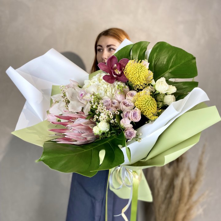 Дизайнерский букет экзотики в Владимире