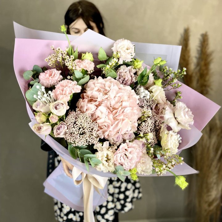 Дизайнерский букет "Трели кримс" в Владимире