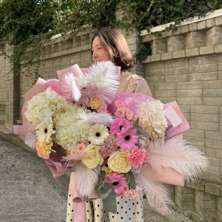 Дизайнерский букет "Валенсия" в Владимире