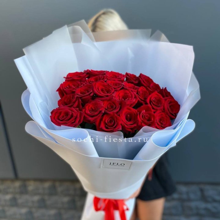 25 высоких роз  в Владимире