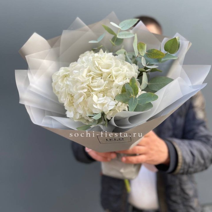  Букет  из белой гортензии в Владимире