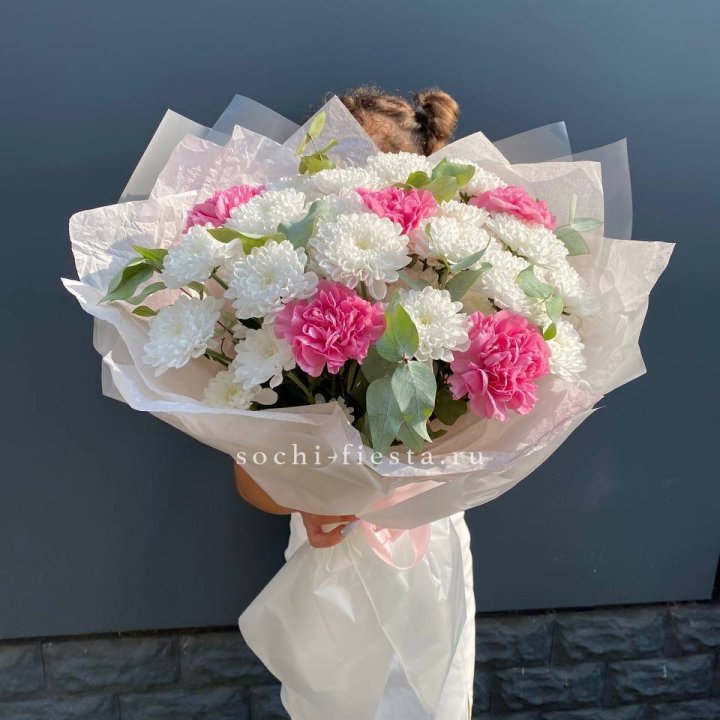  Букет  хризантем и диантусов "Воздушный" в Владимире