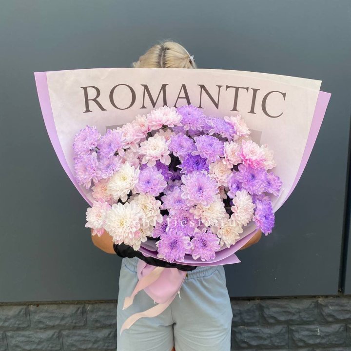 Букет сиреневых хризантем в Владимире