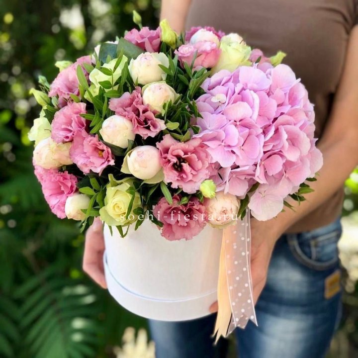 Дизайнерский цилиндр №2 в Владимире