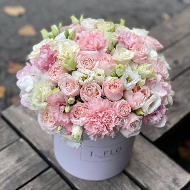 Цветочный бокс "Люксур" в Владимире