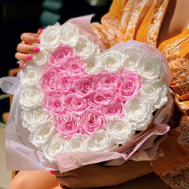 Бокс сердце с розами №2 в Владимире