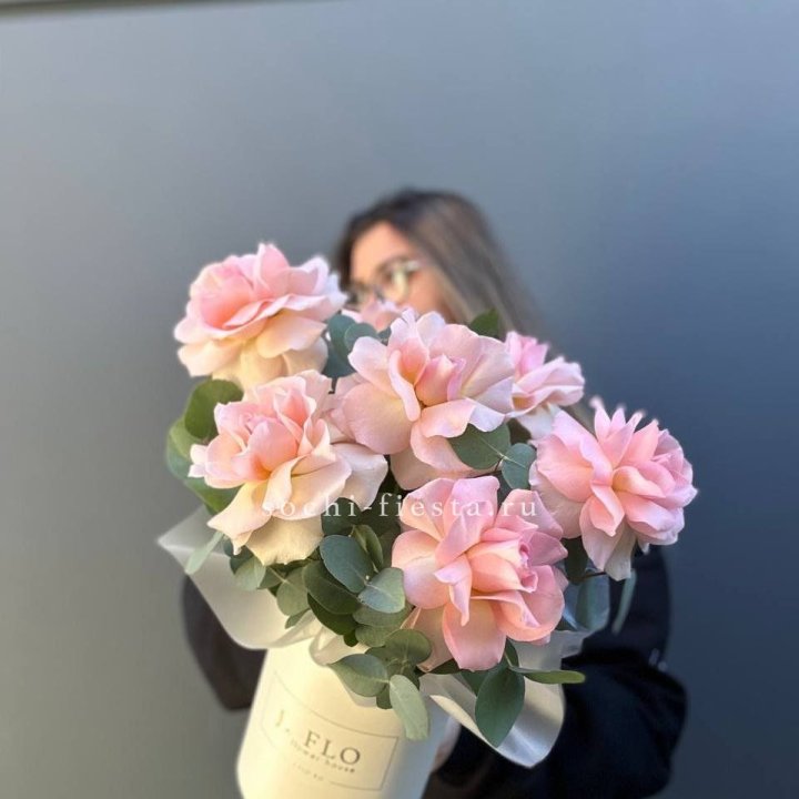 Французские роз в боксе в Владимире