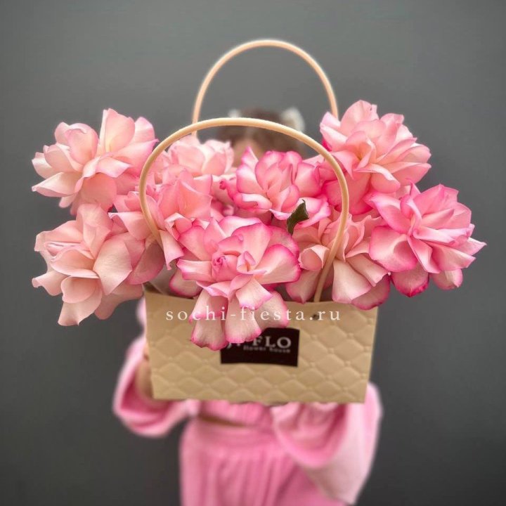 Сумочка розовых роз Венди в Владимире