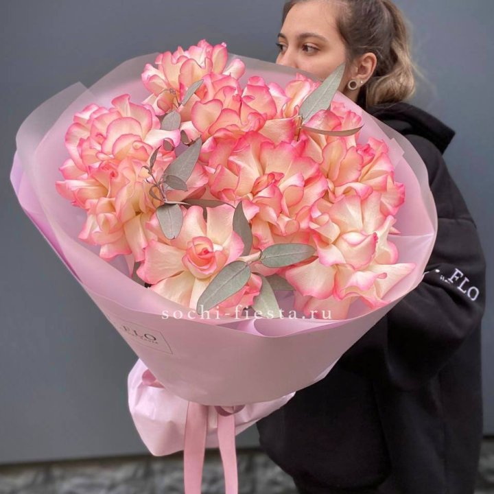 9 французских роз Джумилия в Владимире