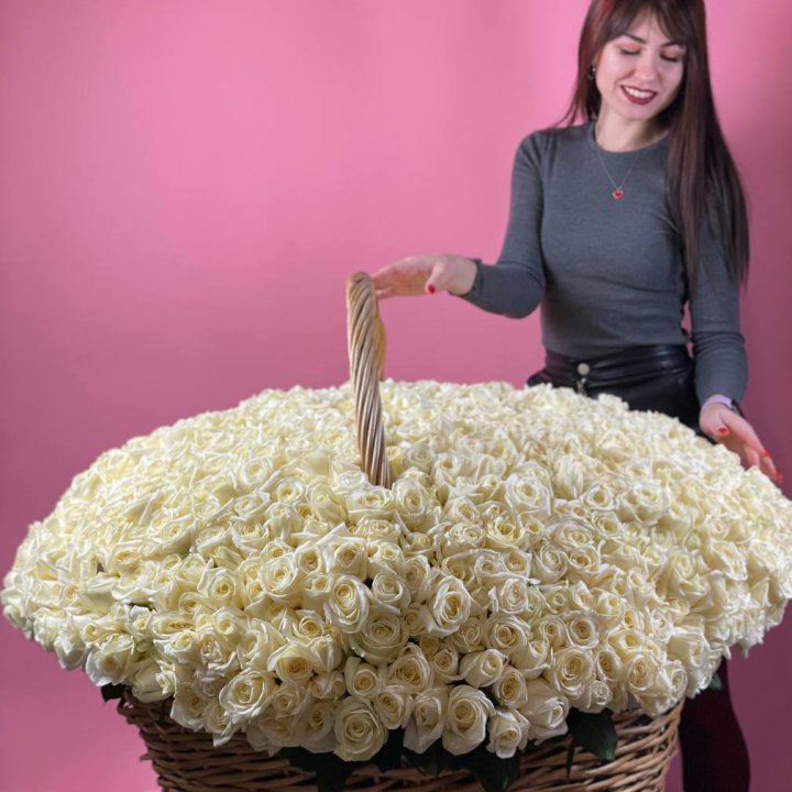 1001 белая роза в Владимире