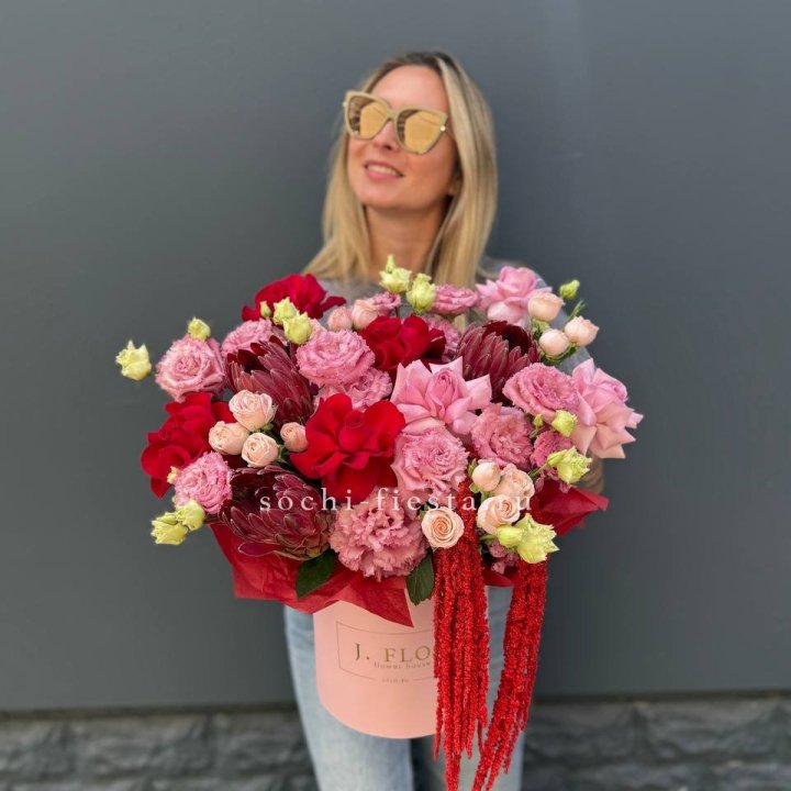 Дизайнерский цилиндр "Криотель" в Владимире