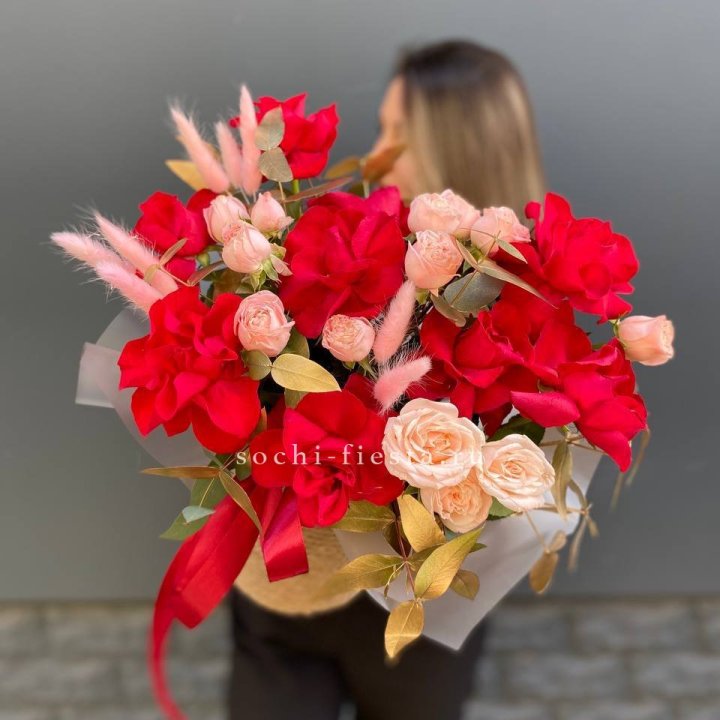 Джутовое кашпо "Любовь Лолиты" в Владимире