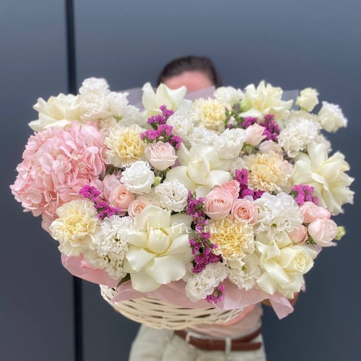 Корзина "Воздушная нежность" в Владимире