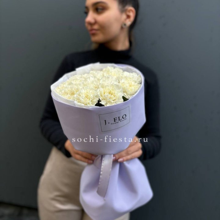 Букет белых диантусов в Владимире