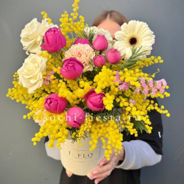 Цветы в боксе "Слобода" в Владимире