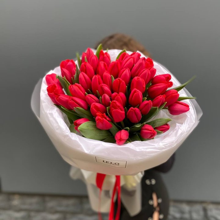 51 тюльпан "Любовь" в Владимире