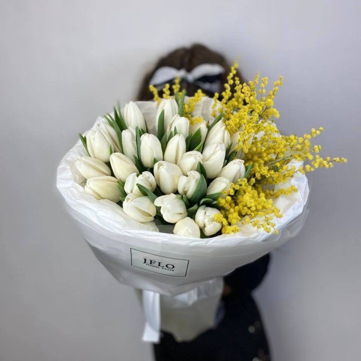 Дуо тюльпан и мимоза в Владимире