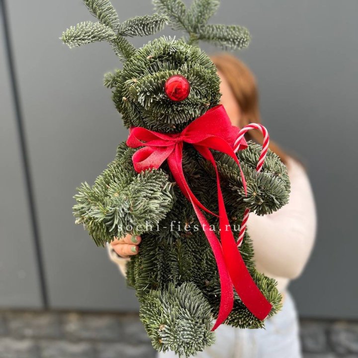 "Олень" из нобилиса в Владимире