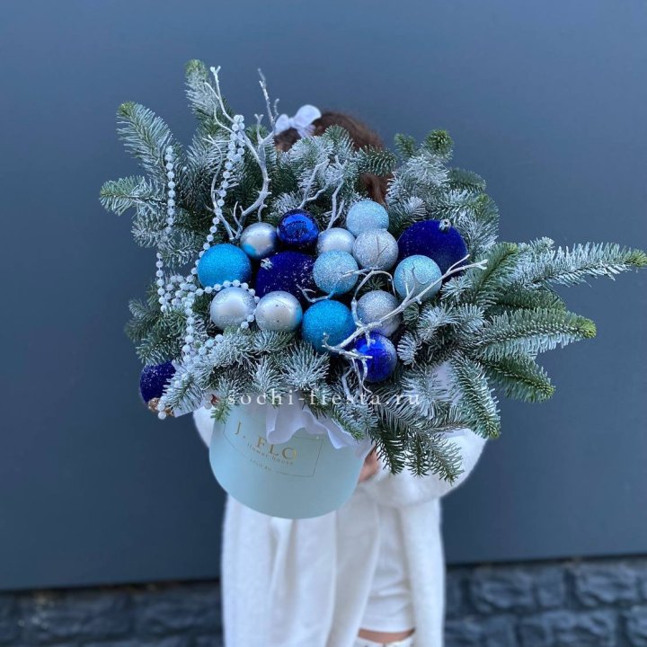 Композиция "Голубая бездна" в Владимире