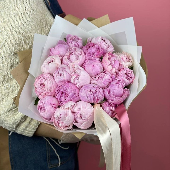 Букет из 21 пионов в Владимире