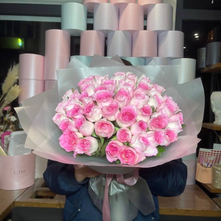  51 розовых роз в Владимире