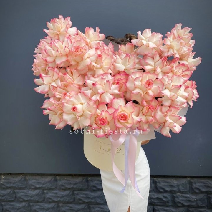 31 французская роза Джумилия в боксе в Владимире