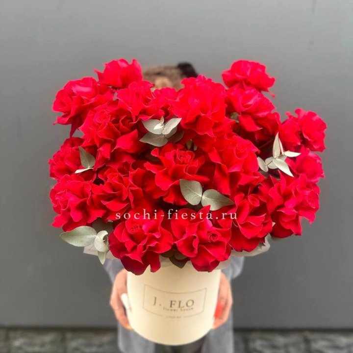 35 Французских роз в боксе в Владимире