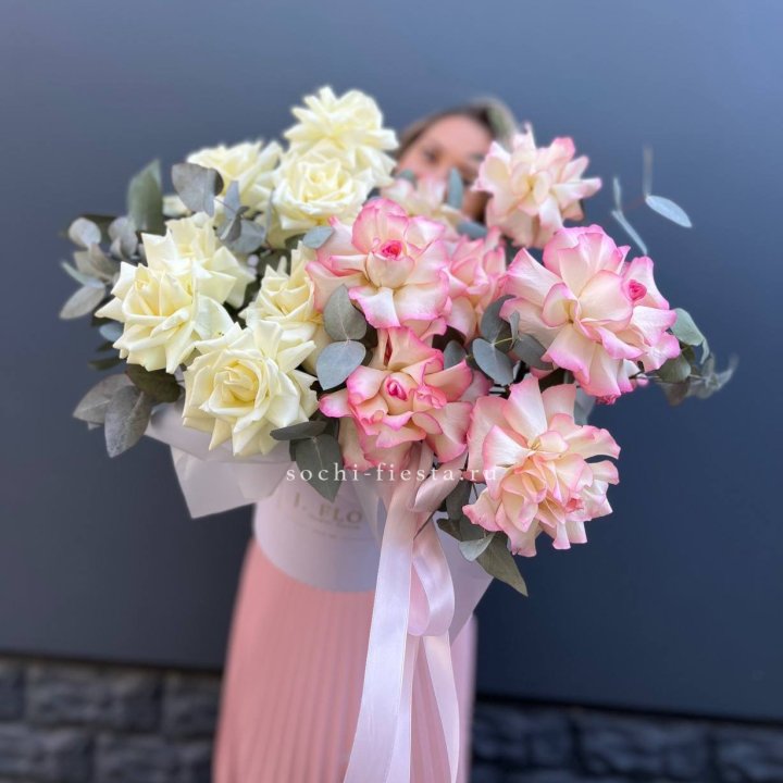 15 Французских роз в боксе в Владимире