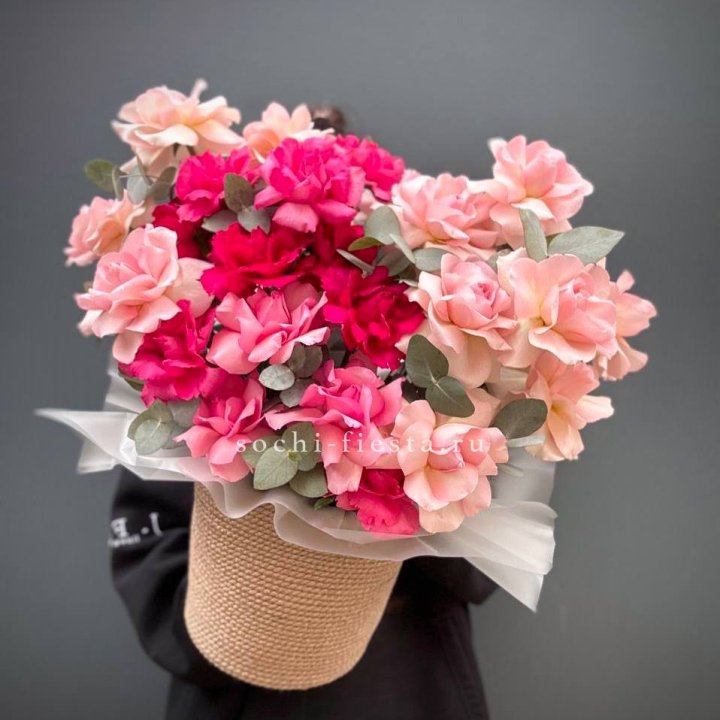 23 Французские розы Микс в боксе в Владимире