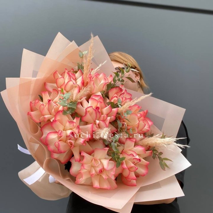 9 Французских роз Джумилия  в Владимире