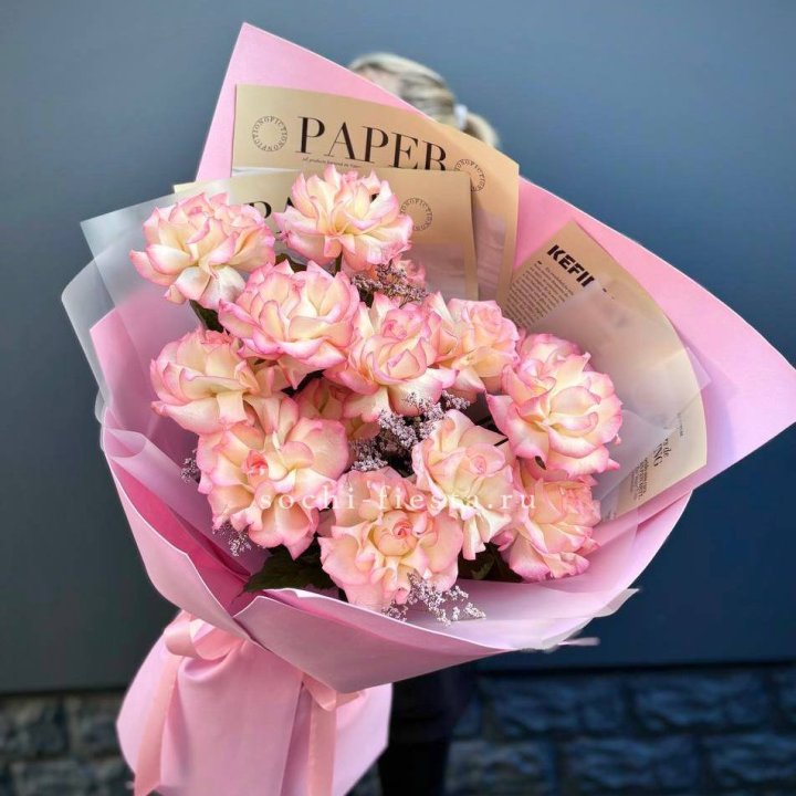 15 французских роз "Джумилия" в Владимире