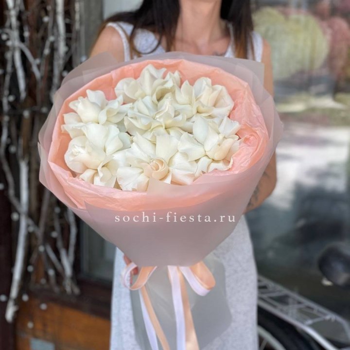 7 Белых французских роз в Владимире