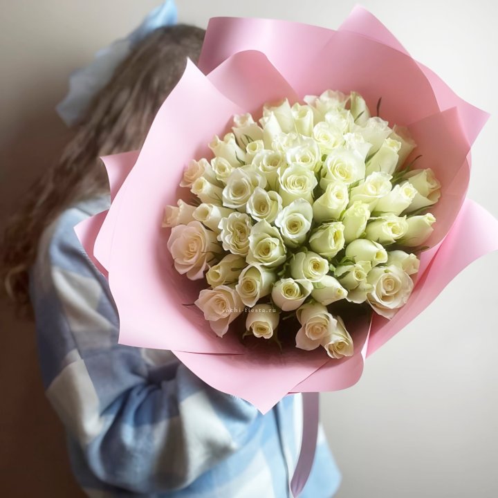 Букет из 51 белой розы (Кения) в Владимире
